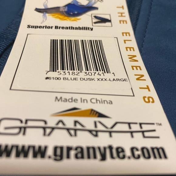 Women’s 1X/2X Conquer the Elements Jacket - Picture 5 of 8